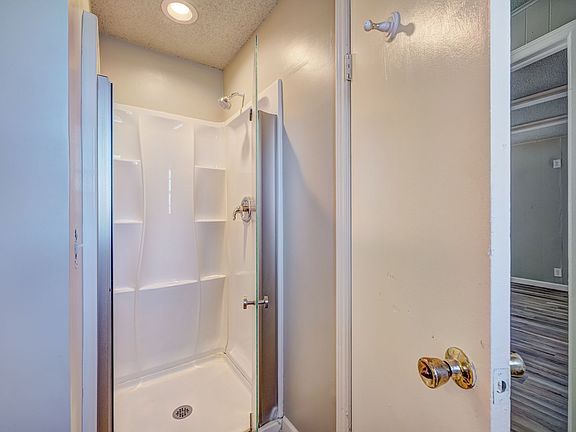 3rd image of 4588 W 64th Pl S #2