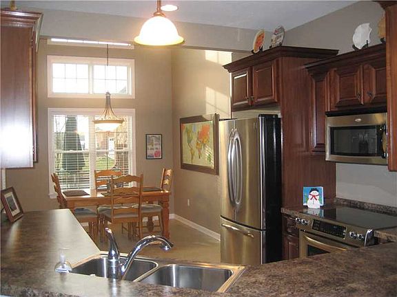 5th image of 3298 Long Meadow Dr #3298