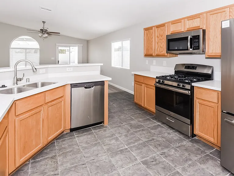 5232 Painted Pebble St — Photo 6