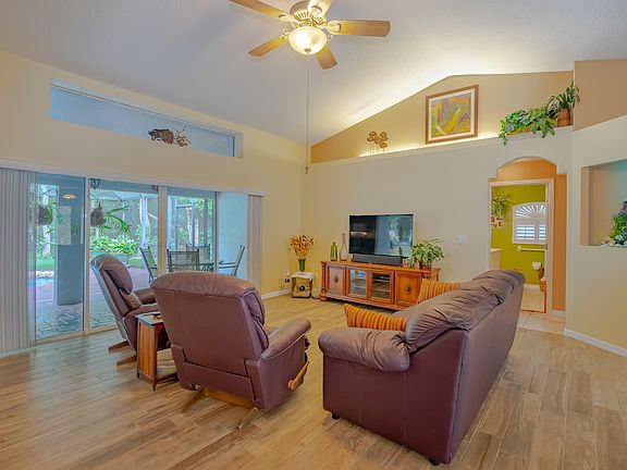 4th image of 3735 Sunrise Oaks Dr