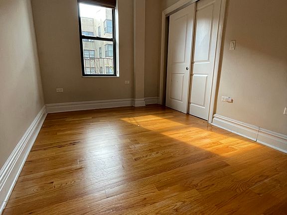 5th image of 105 Bennett Ave APT 52A