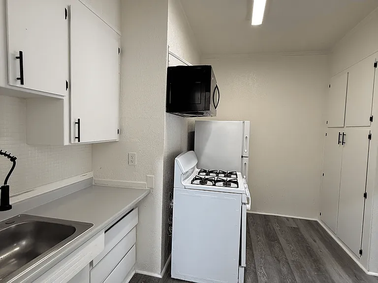 1620 High St — Photo 3