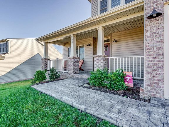4th image of 7027 Linn Cove Ct