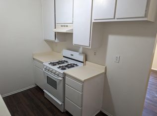 11200 Chamberlaine Way #35, Adelanto, CA 92301