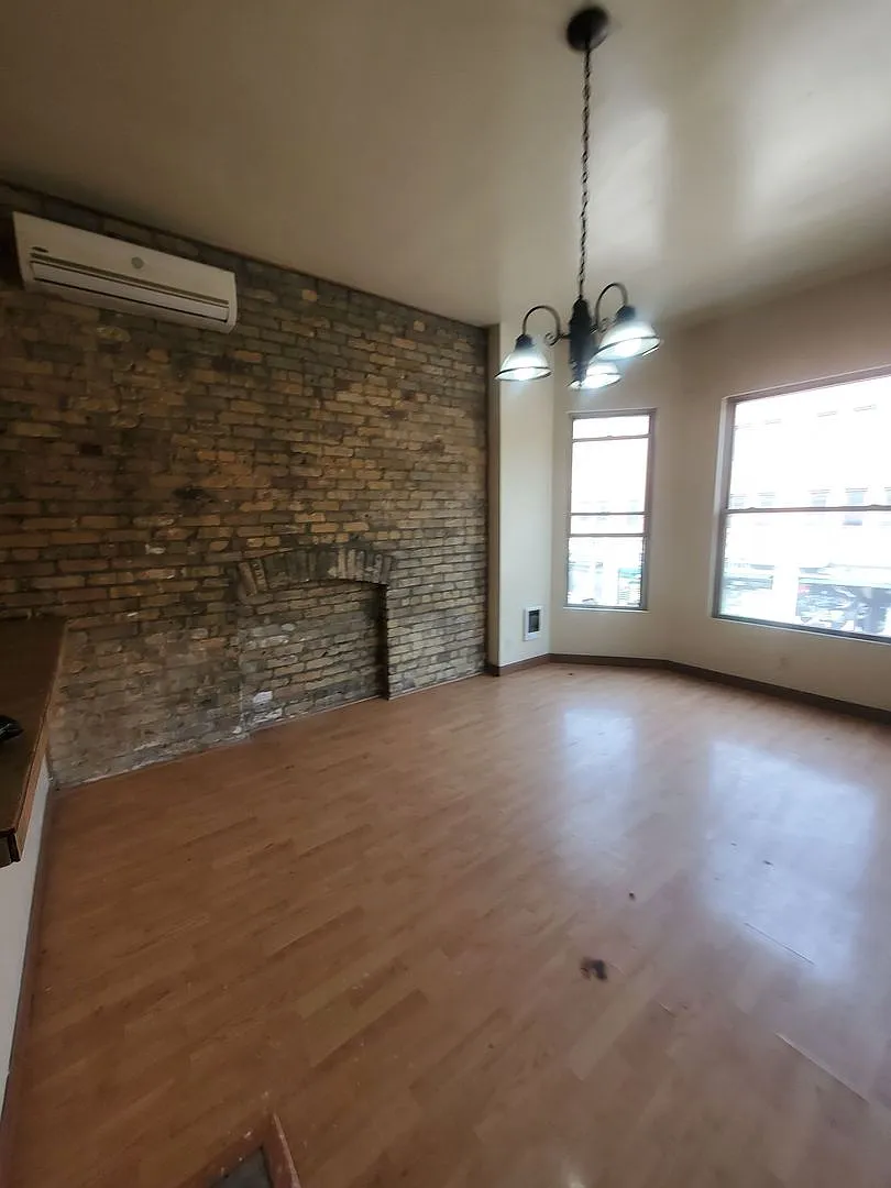 962-966 N 27th St. - 6 Units + 2 Commercial — Photo 1