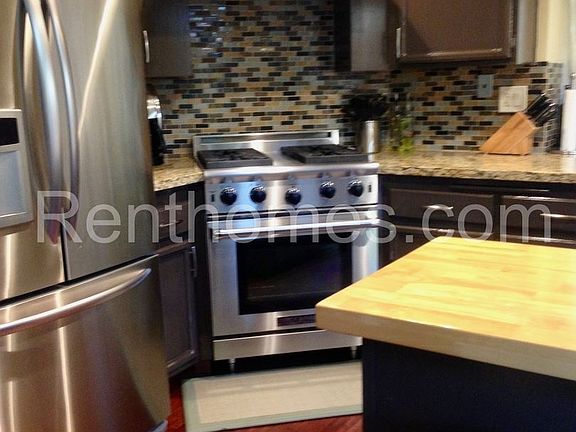 4th image of 8697 Creekwood Ln