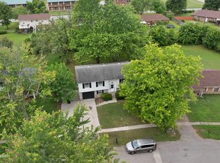 547 Wyandot Ct, Radcliff, KY 40160