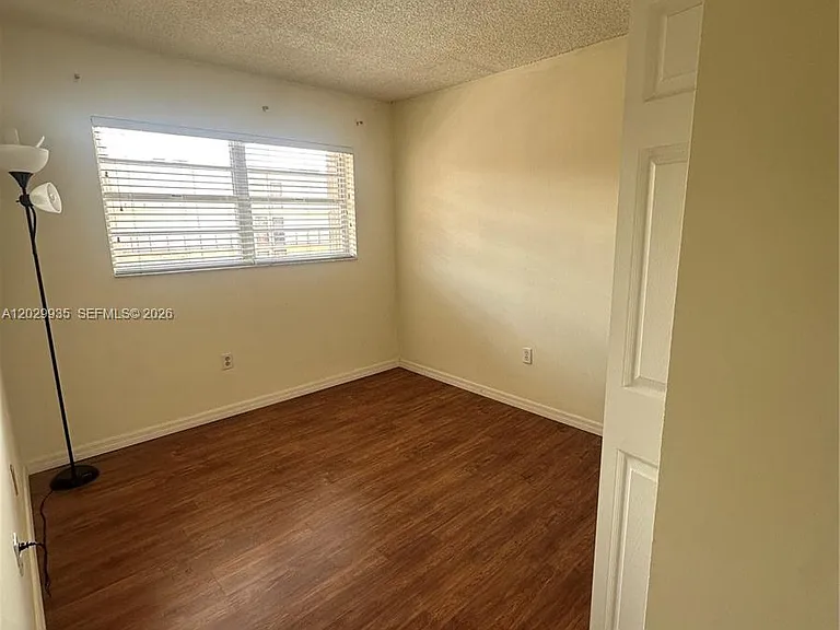 1075 W 68th St #309 — Photo 8