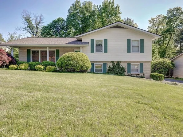 1509 E Elliston Dr, Bloomington, IN 47401