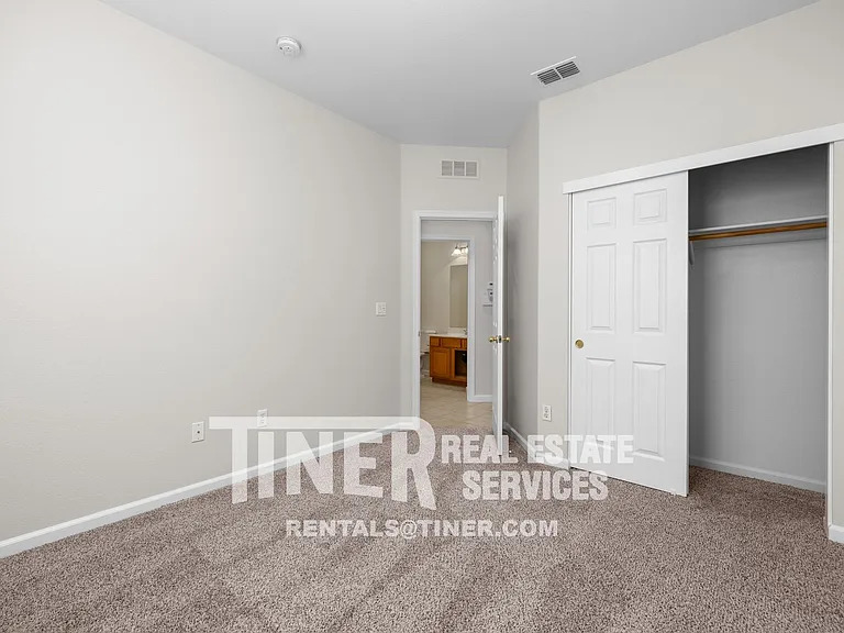 1422 Stoney Cross Ln — Photo 34