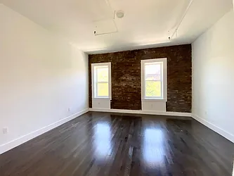 Rented by Bruma Realty LLC