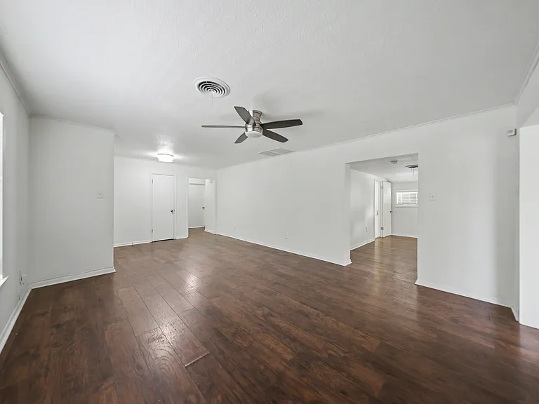116 W Arlo Rd — Photo 12