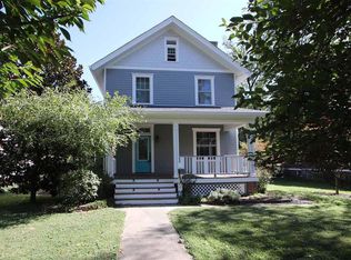 422 W 4th St, Edwardsville, IL