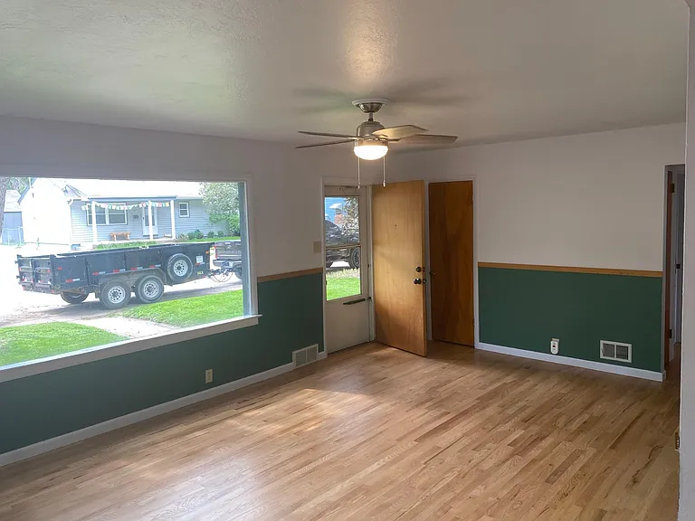 624 Colorado St — Photo 18