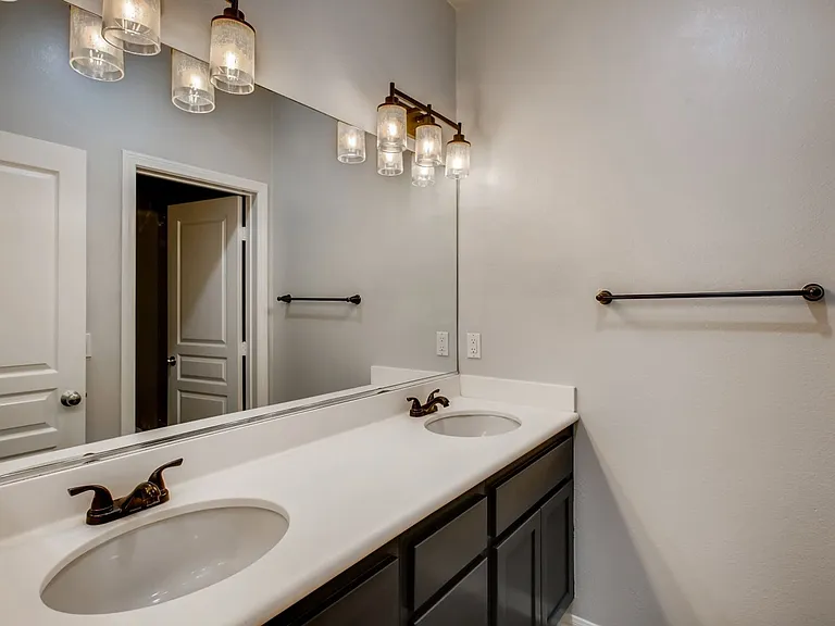 4300 Newton Ave #32 — Photo 18