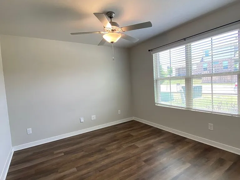 6015 Akin Stroll — Photo 25