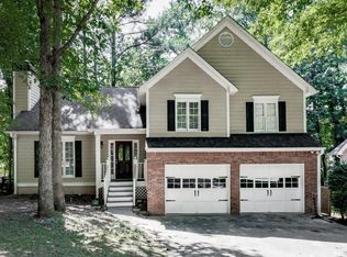 671 Wedgewood Dr, Woodstock, GA 30189