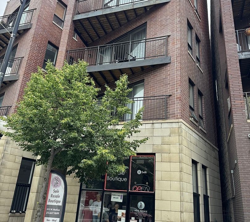 1st image of 2413 W Madison Ave #4