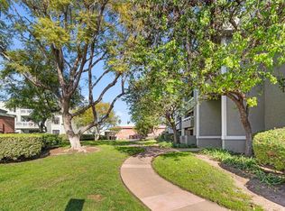 1040 E Washington Ave Unit 33, Escondido, CA 92025