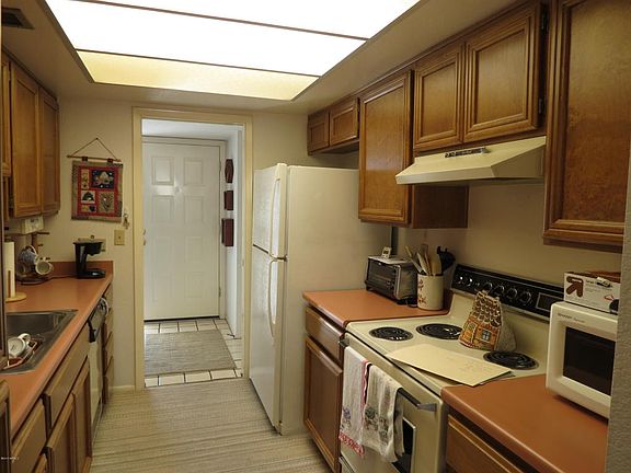 2nd image of 1044 E Villa Maria Dr