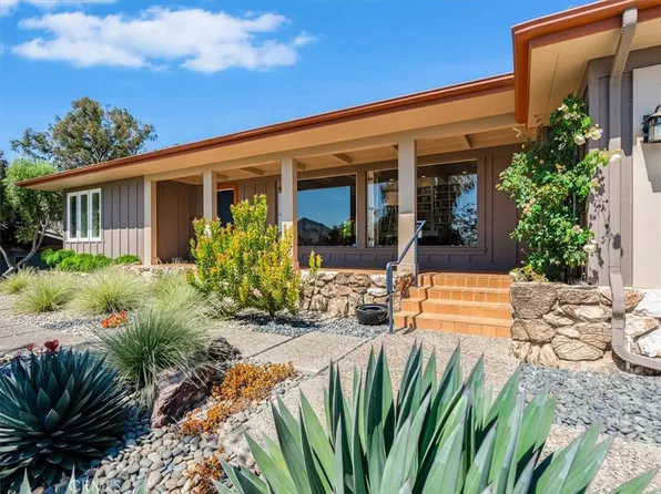 2036 Skylark Ln, San Luis Obispo, CA 93401