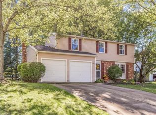 4883 Heights Dr, Stow, OH 44224