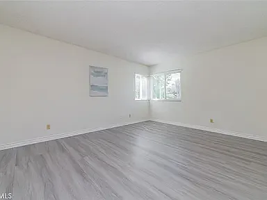 16920 Colchester Way — Photo 33