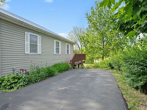 4th image of 8608 W Lake Rd
