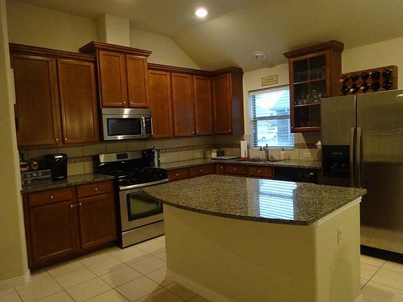 4th image of 21459 Rose Mill Dr