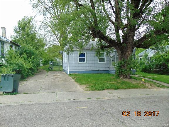3rd image of 4517 Queens Ave