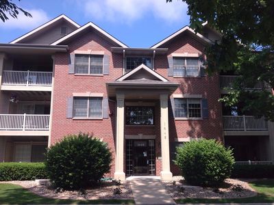 1648 White Oak Cir UNIT 3-A, Munster, IN, 46321