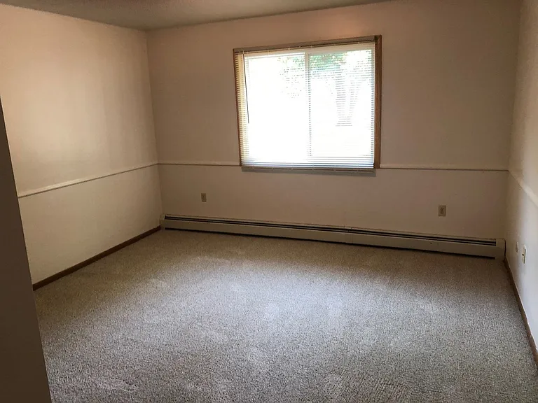 200 N Garfield Ave — Photo 24