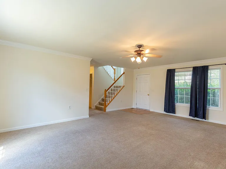 59 Stork Ln — Photo 4