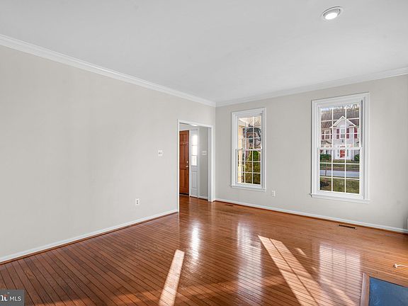 5th image of 5907 Foxhall Manor Dr