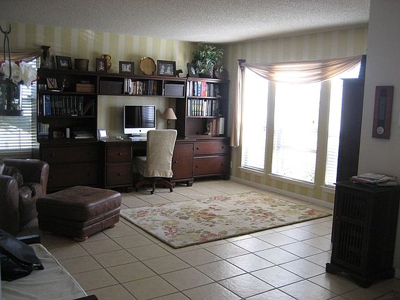 3rd image of 9407 De Leon Dr
