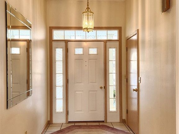 3rd image of 367 Aspen Dr NW