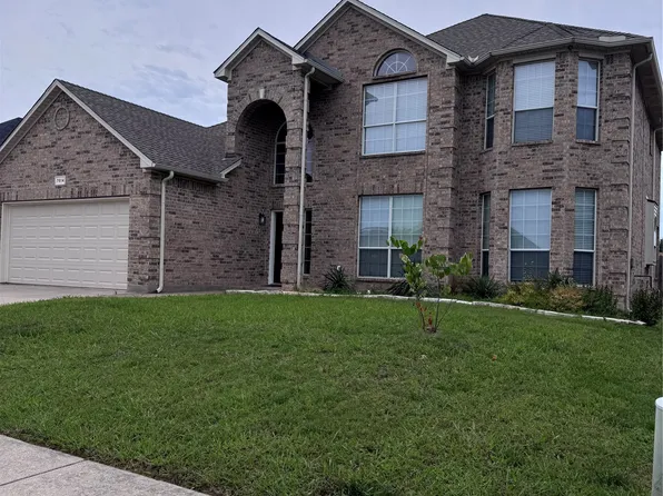 7814 Corona Ct, Arlington, TX 76002
