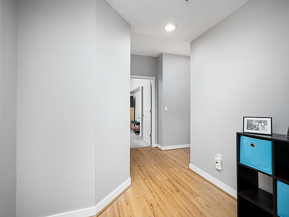 4th image of 111 N Ashley St Suite 401