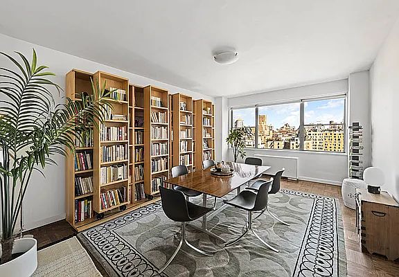 3rd image of 150 E 69th St APT 16G