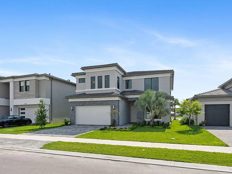 20062 Hirono Ln — Photo 57