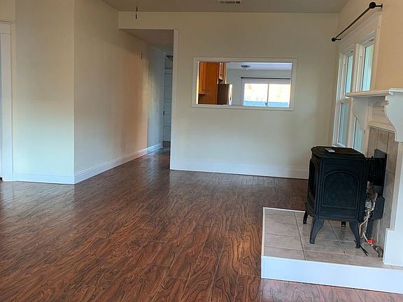 2nd image of 129 Agard St