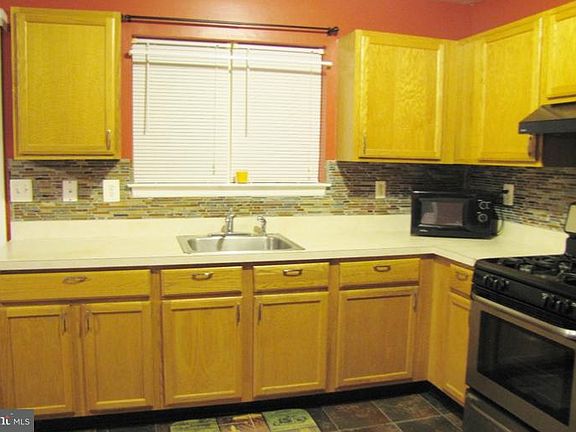 5th image of 642 Buena Vista Dr