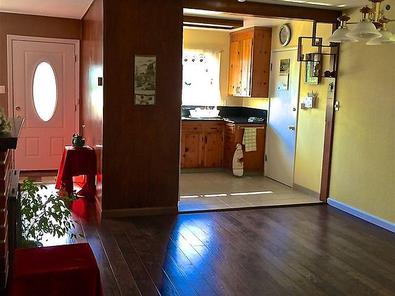 4th image of 622 Donna Mae Ct