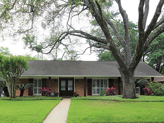 2nd image of 427 Azaleadell Dr