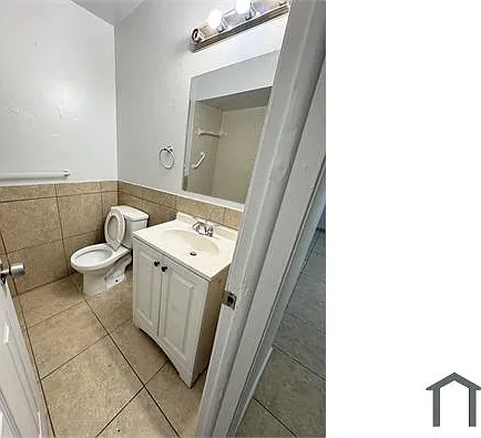 2145 Canal St #6 — Photo 4