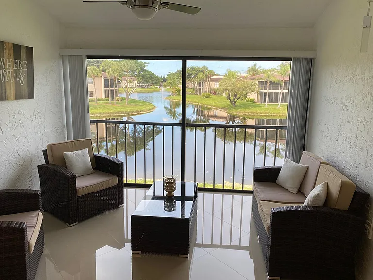 9285 Vista Del Lago #36F — Photo 10