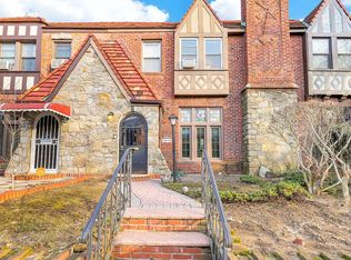130-21 229th St, Springfield Gardens, NY 11413