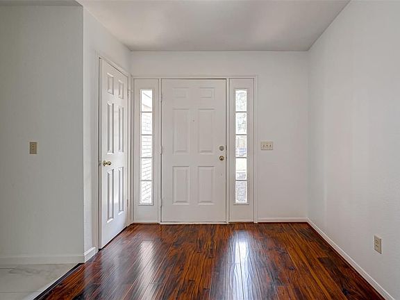 5th image of 4004 Spring Branch Dr E