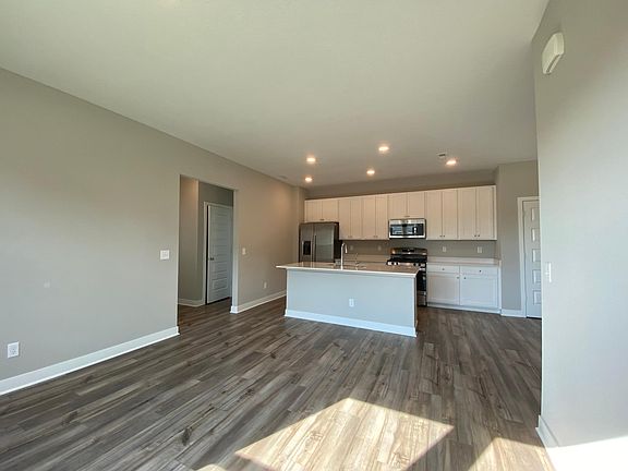 5th image of 2069 W 171st St