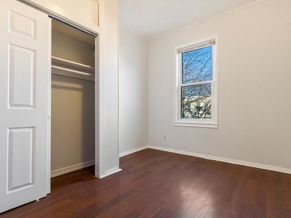 jersey-city-new-jersey-38902808 picture